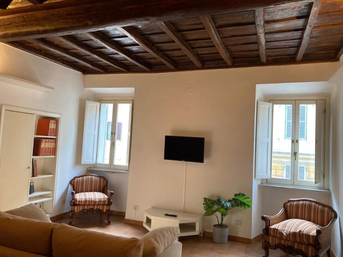 Apartments Roma *
